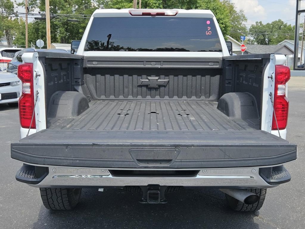 Used 2024 Chevrolet Silverado 2500 LT image 9
