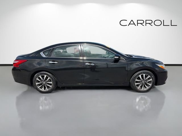 Used 2017 Nissan Altima 2.5 SL image 2