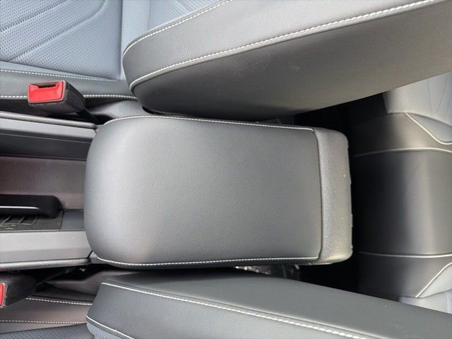 New 2026 Volkswagen Tiguan SE image 34