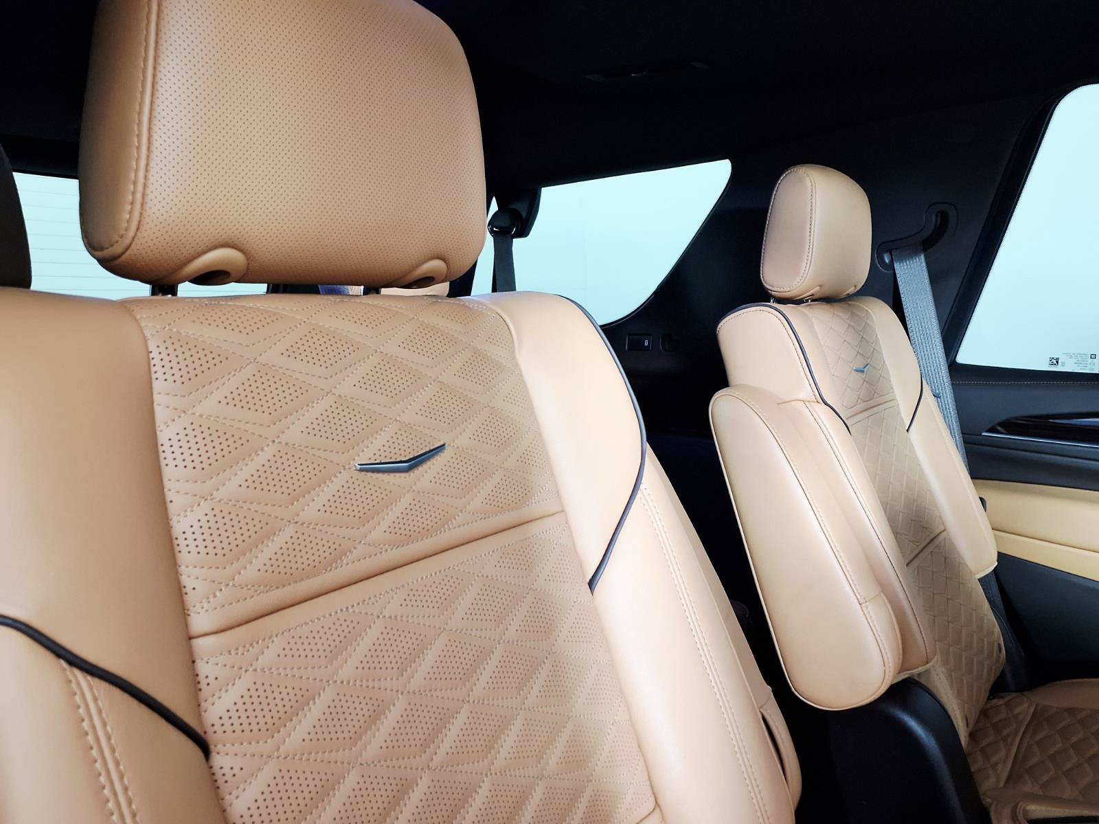Used 2022 Cadillac Escalade Sport w/ Touring Package AWD/4WD image 13