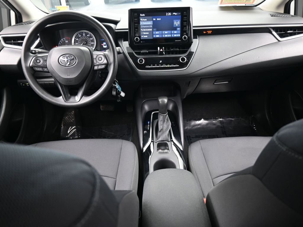 Used 2022 Toyota Corolla LE image 34