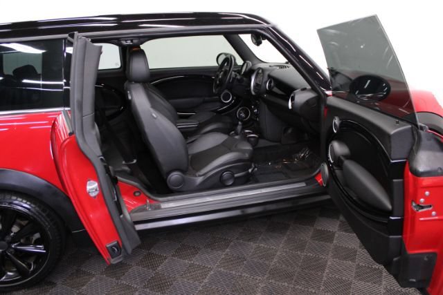 Used 2013 MINI Cooper Clubman S FWD image 19
