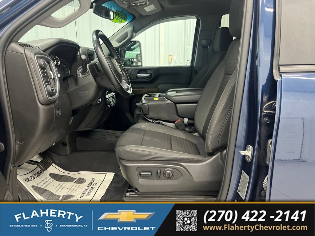 Used 2023 Chevrolet Silverado 2500 LT w/ Convenience Package AWD/4WD image 9