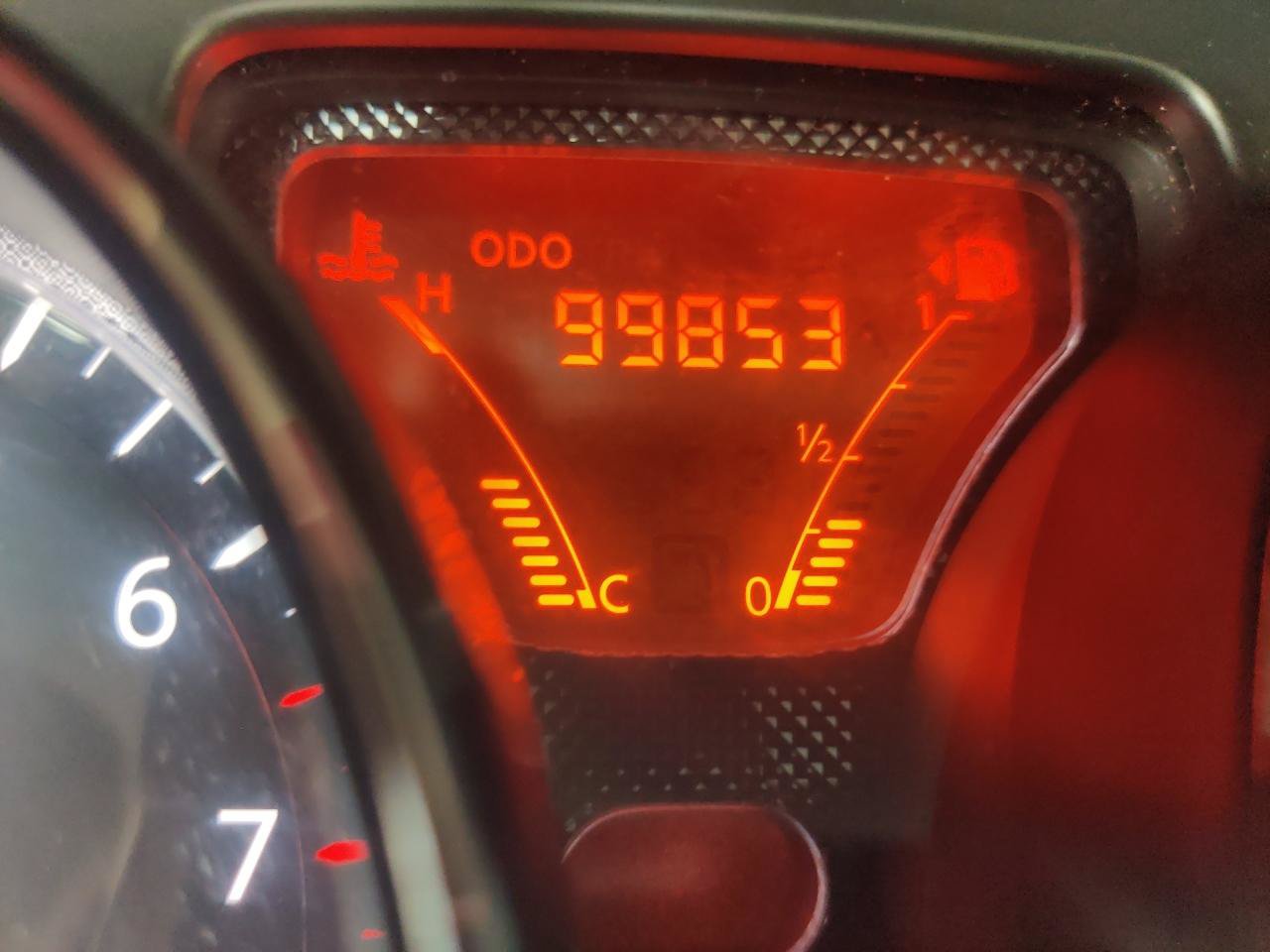 Used 2014 Nissan Versa Note S FWD image 9