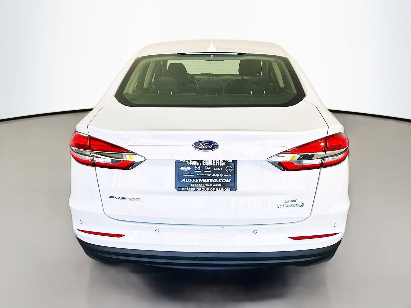Used 2019 Ford Fusion SE FWD image 6