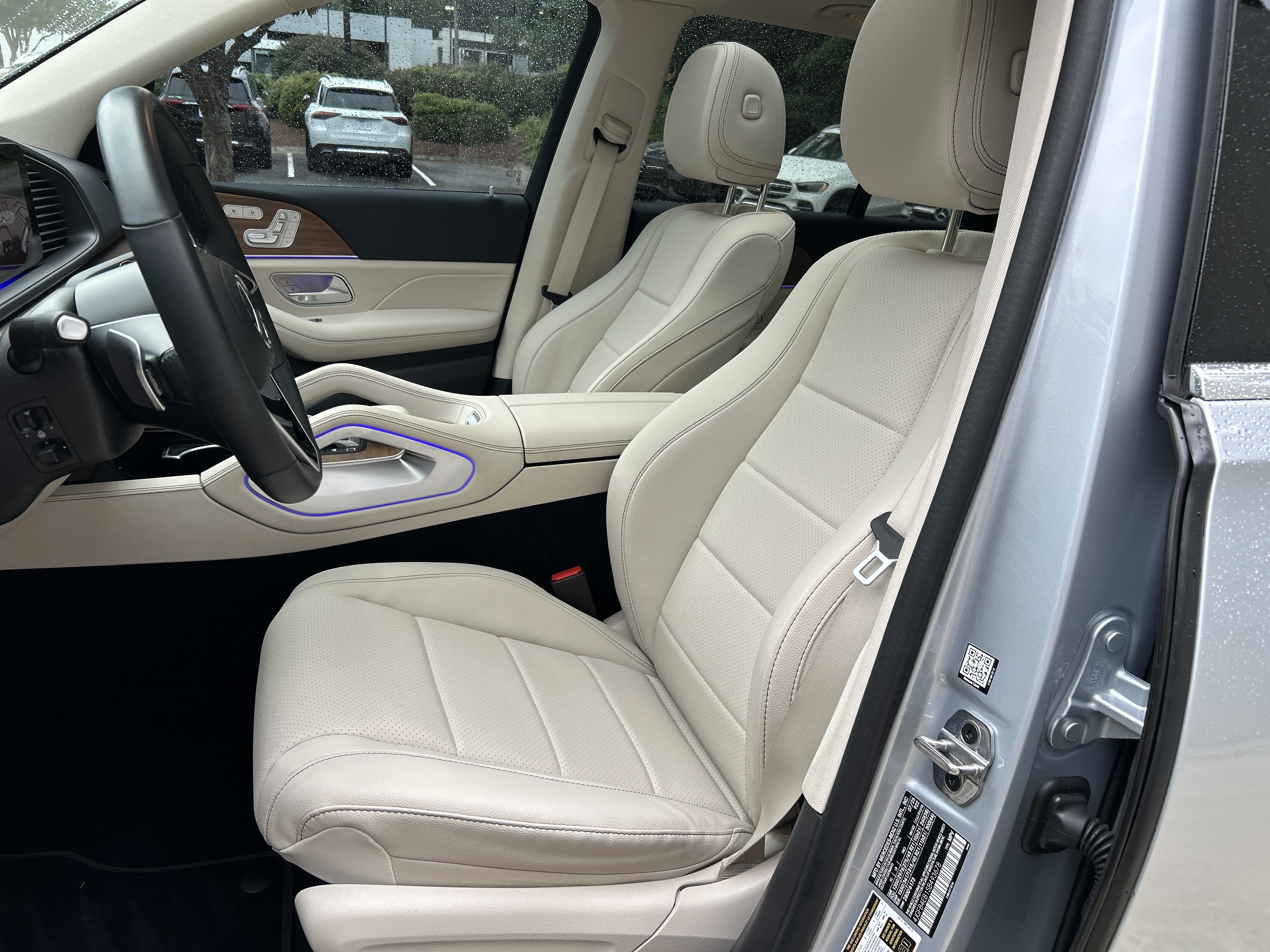 Certified 2025 Mercedes-Benz GLE 350 4MATIC w/ AMG Line Exterior image 21