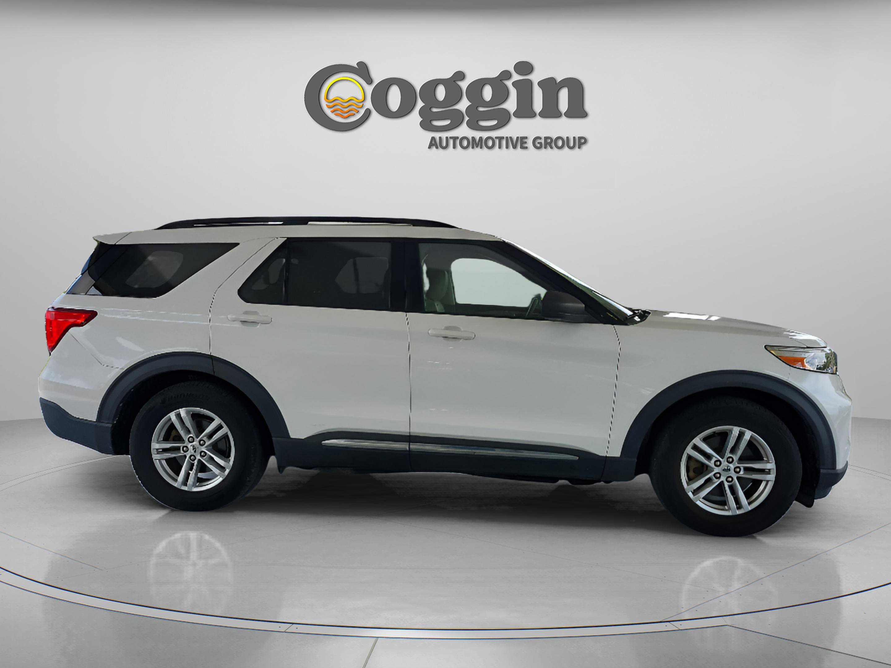 Used 2020 Ford Explorer XLT w/ Equipment Group 202A RWD image 6