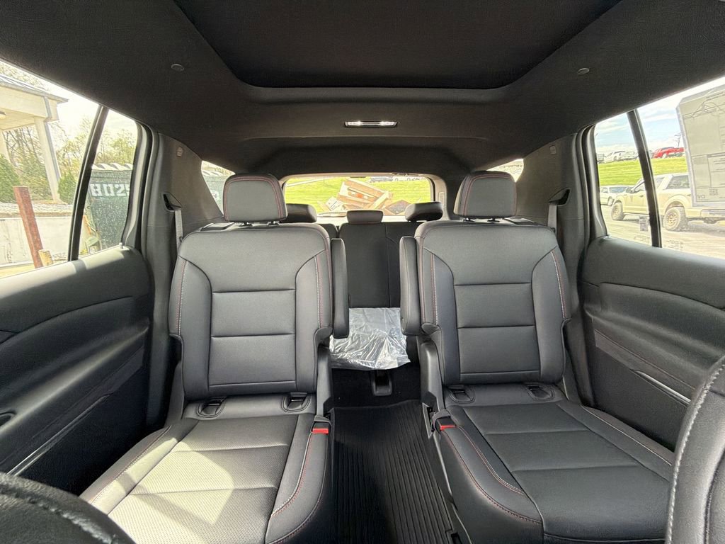 New 2026 Chevrolet Traverse Z71 image 13