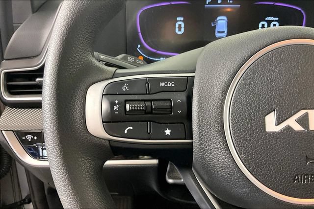 Used 2025 Kia Sportage LX FWD image 10