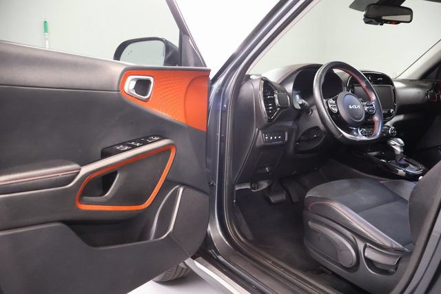 Used 2025 Kia Soul GT-Line FWD image 9