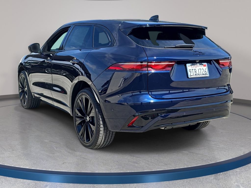 Used 2025 Jaguar F-PACE R-Dynamic S image 7