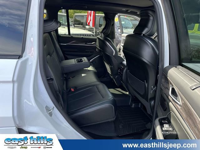 Certified 2022 Jeep Grand Cherokee Overland w/ Adv Protech Group III AWD/4WD image 25