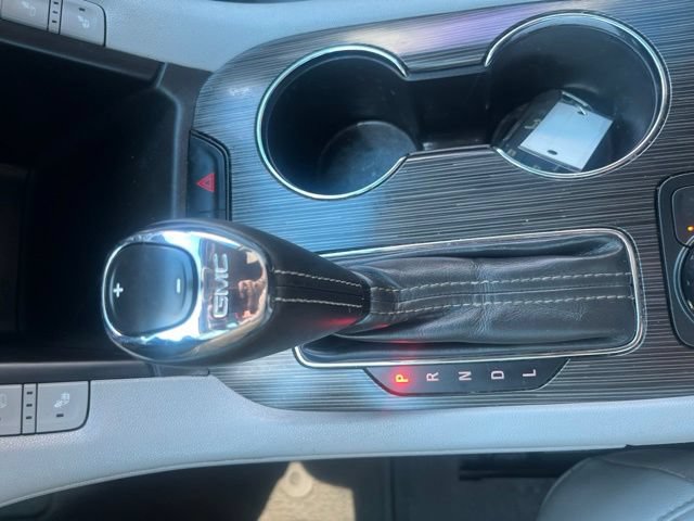 Used 2018 GMC Acadia SLT FWD image 17
