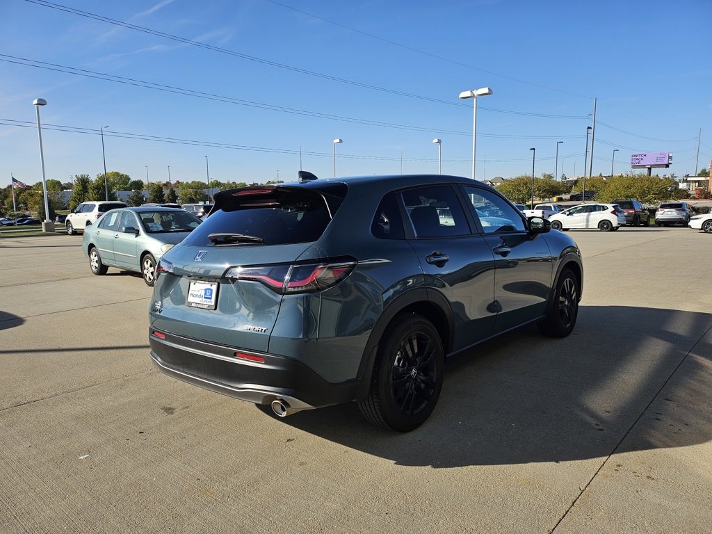 Certified 2026 Honda HR-V Sport image 5
