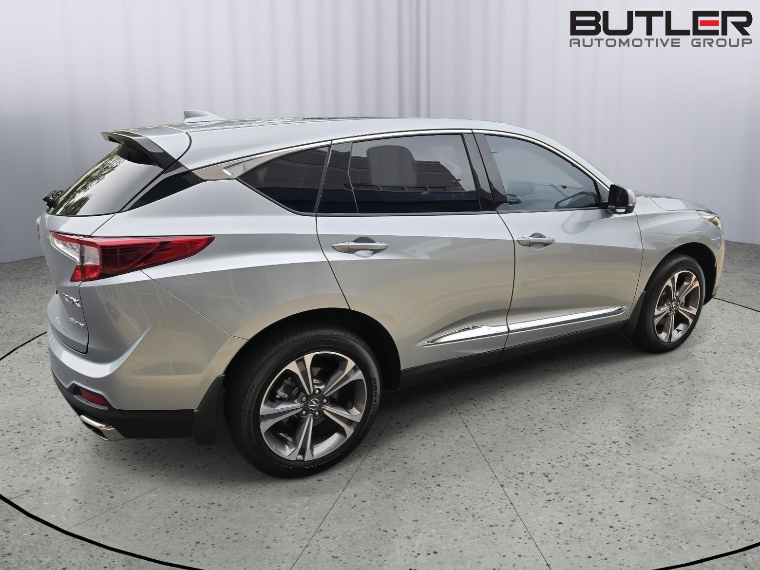 Certified 2025 Acura RDX SH-AWD w/ Technology Package image 5