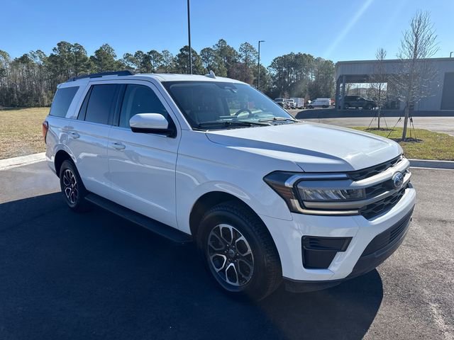 Used 2024 Ford Expedition XLT image 11