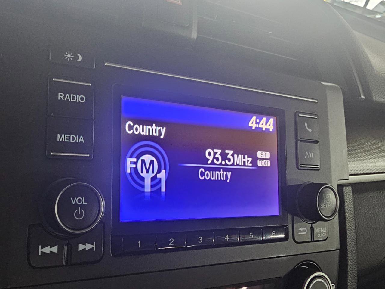 Used 2020 Honda Civic LX image 30