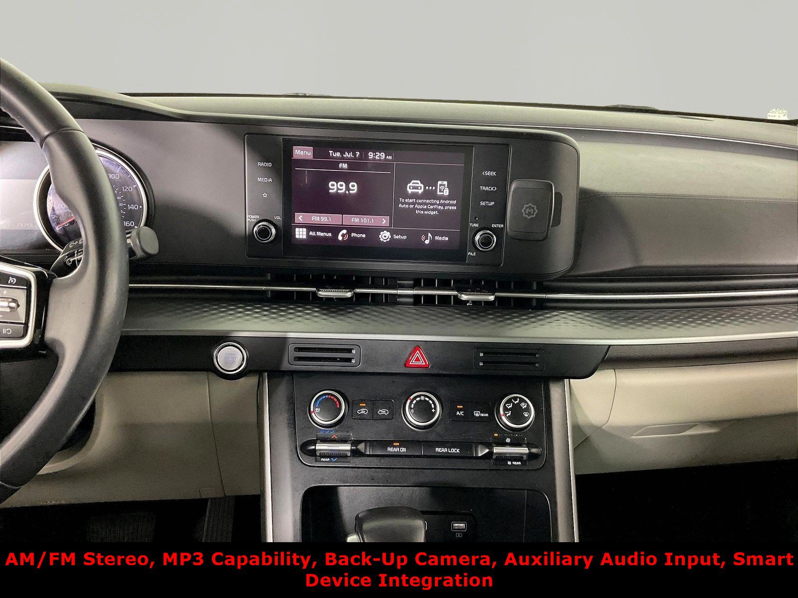 Used 2023 Kia Carnival LX FWD image 9