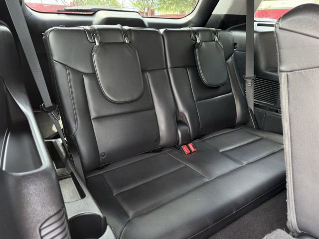 Used 2023 Ford Explorer Limited AWD/4WD image 33