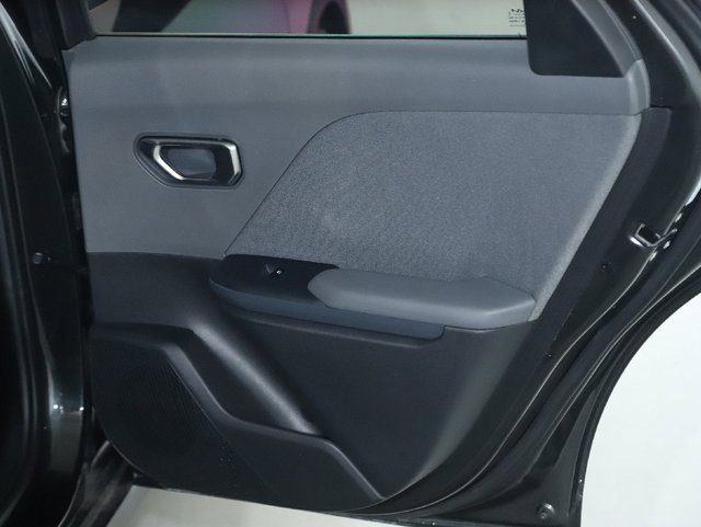 Used 2025 Kia K4 EX image 31