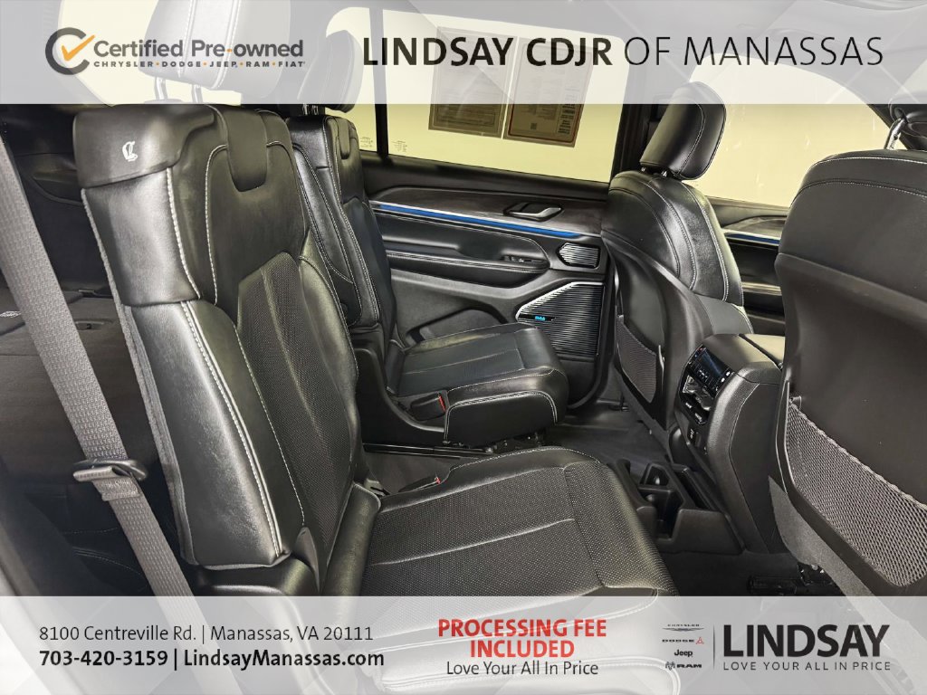 Used 2023 Jeep Grand Cherokee L Overland AWD/4WD image 16