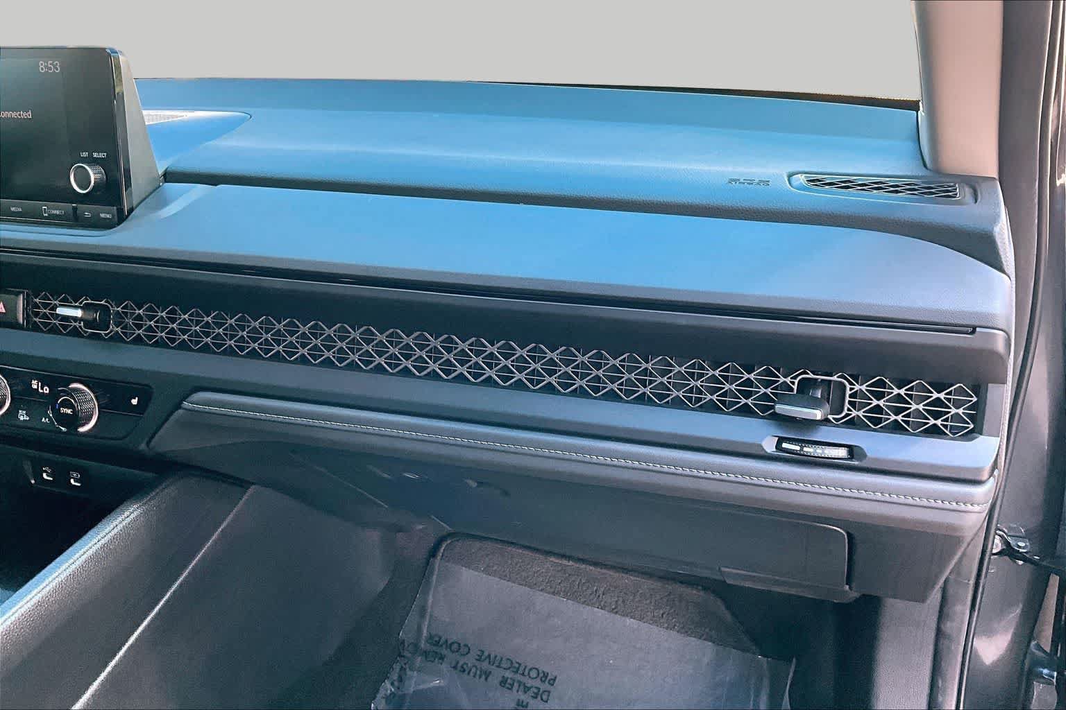 Used 2024 Honda Accord EX image 19