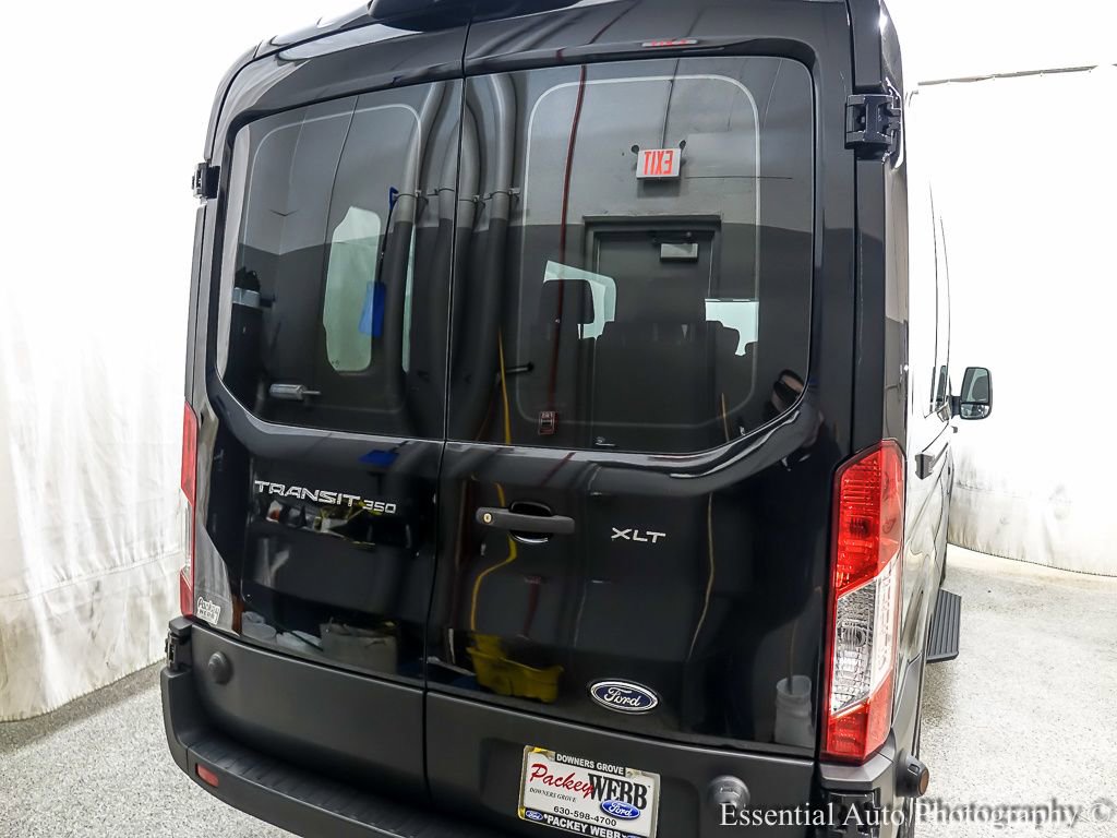 Used 2019 Ford Transit 350 XLT image 6