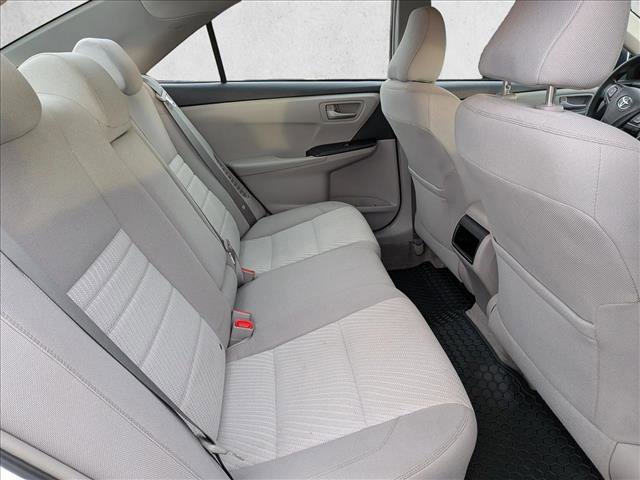Used 2017 Toyota Camry LE image 19