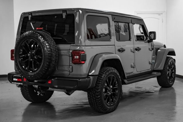 Used 2021 Jeep Wrangler Unlimited Sahara AWD/4WD image 9