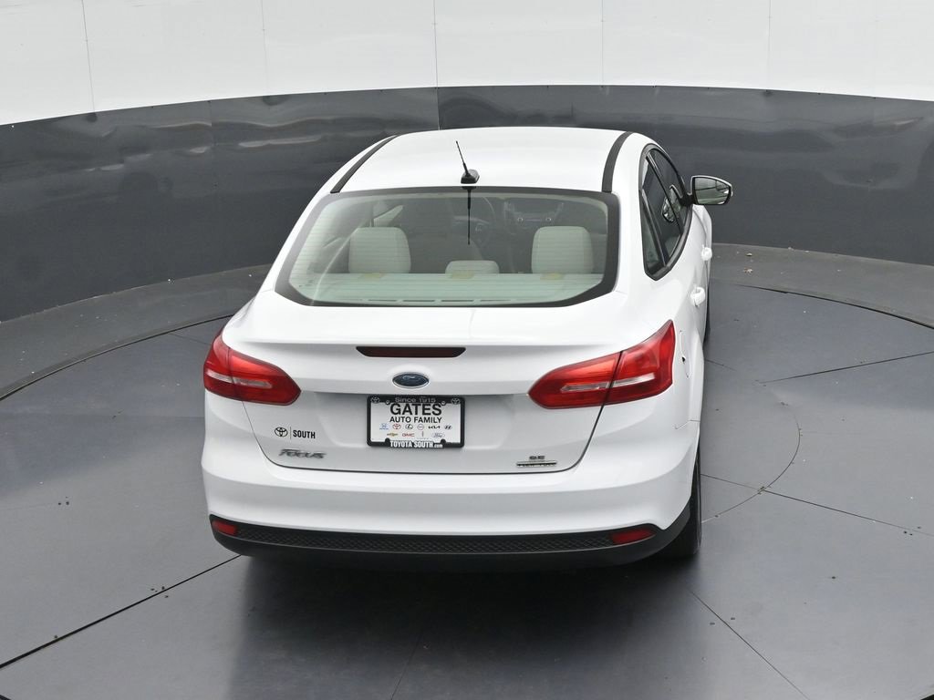 Used 2015 Ford Focus SE image 38