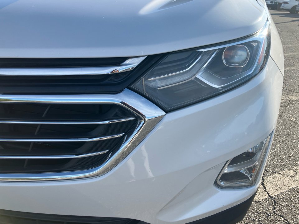 Used 2018 Chevrolet Equinox Premier image 30