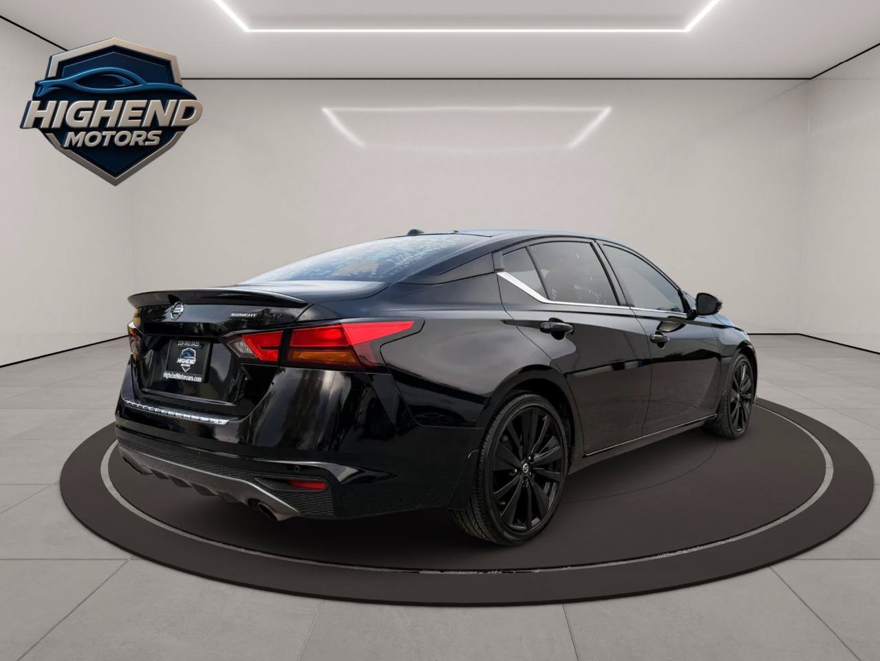 Used 2022 Nissan Altima 2.5 SR w/ Midnight Edition Package FWD image 7