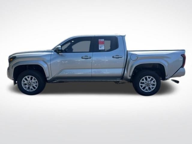 New 2026 Toyota Tacoma SR5 AWD/4WD image 2