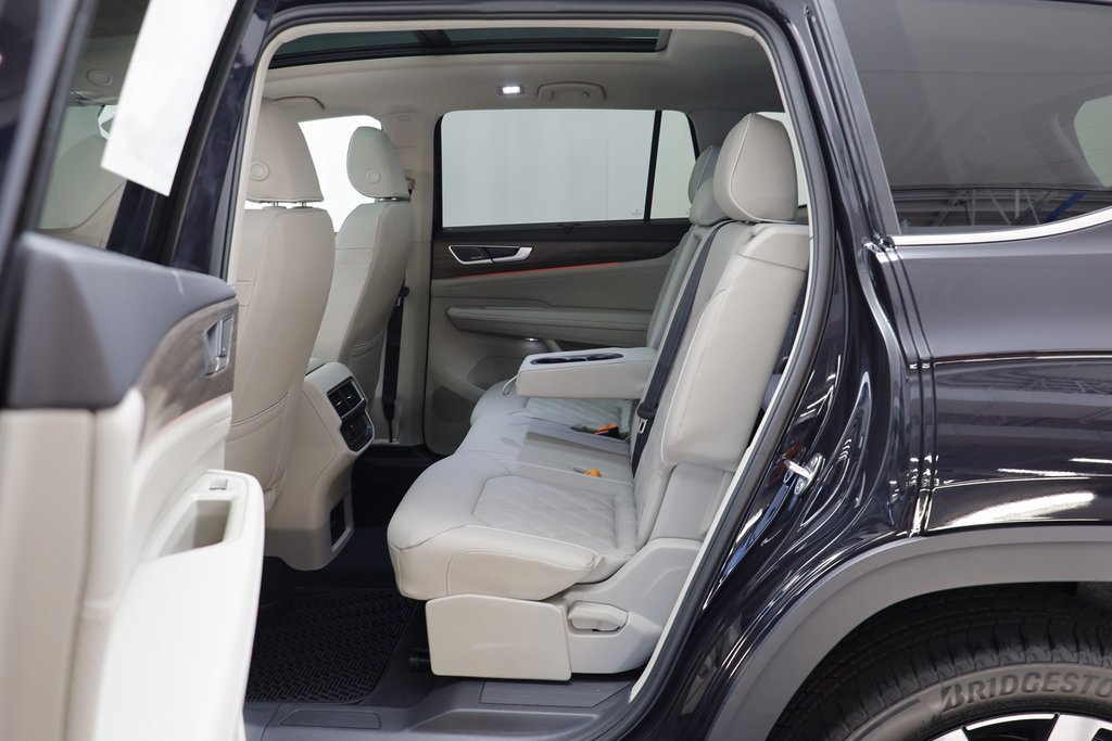 New 2026 Volkswagen Atlas SEL Premium R-Line image 14