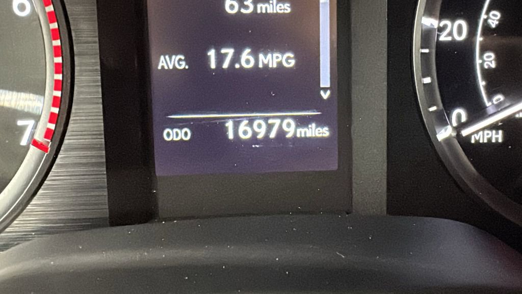 Used 2023 Lexus GX 460 Premium w/ Premium Package image 17