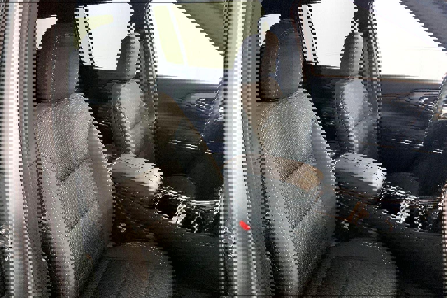 Used 2024 Chevrolet Traverse LT image 7