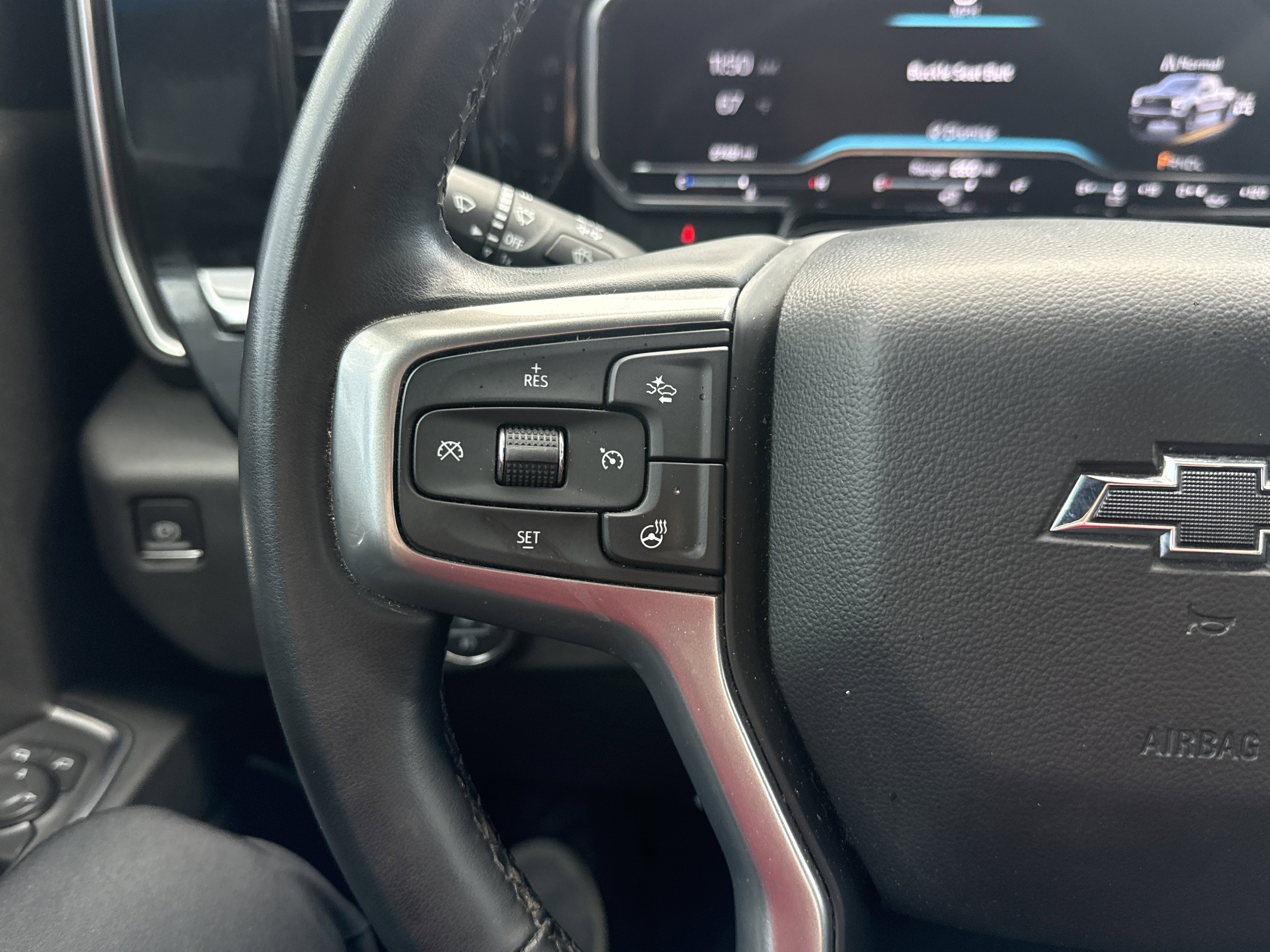 Used 2024 Chevrolet Silverado 1500 LT Trail Boss w/ Protection Package AWD/4WD image 17