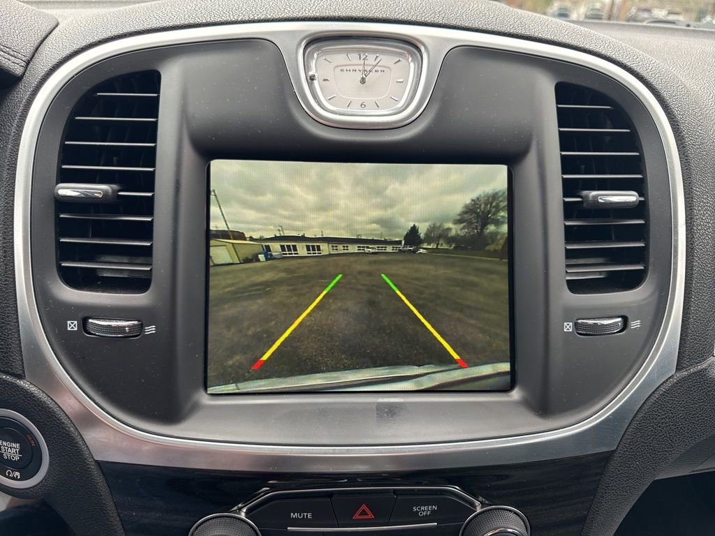 Used 2017 Chrysler 300 Limited w/ Value Package image 21