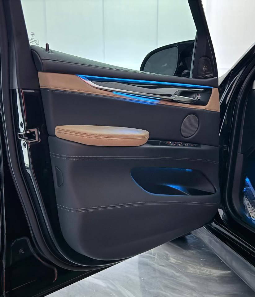 Used 2018 BMW X5 M image 18