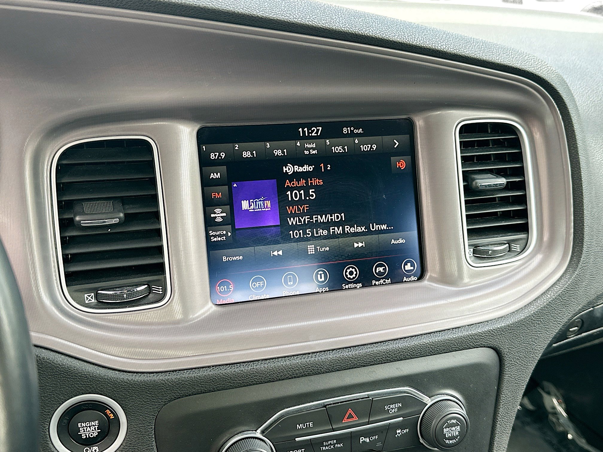 Used 2023 Dodge Charger GT image 13