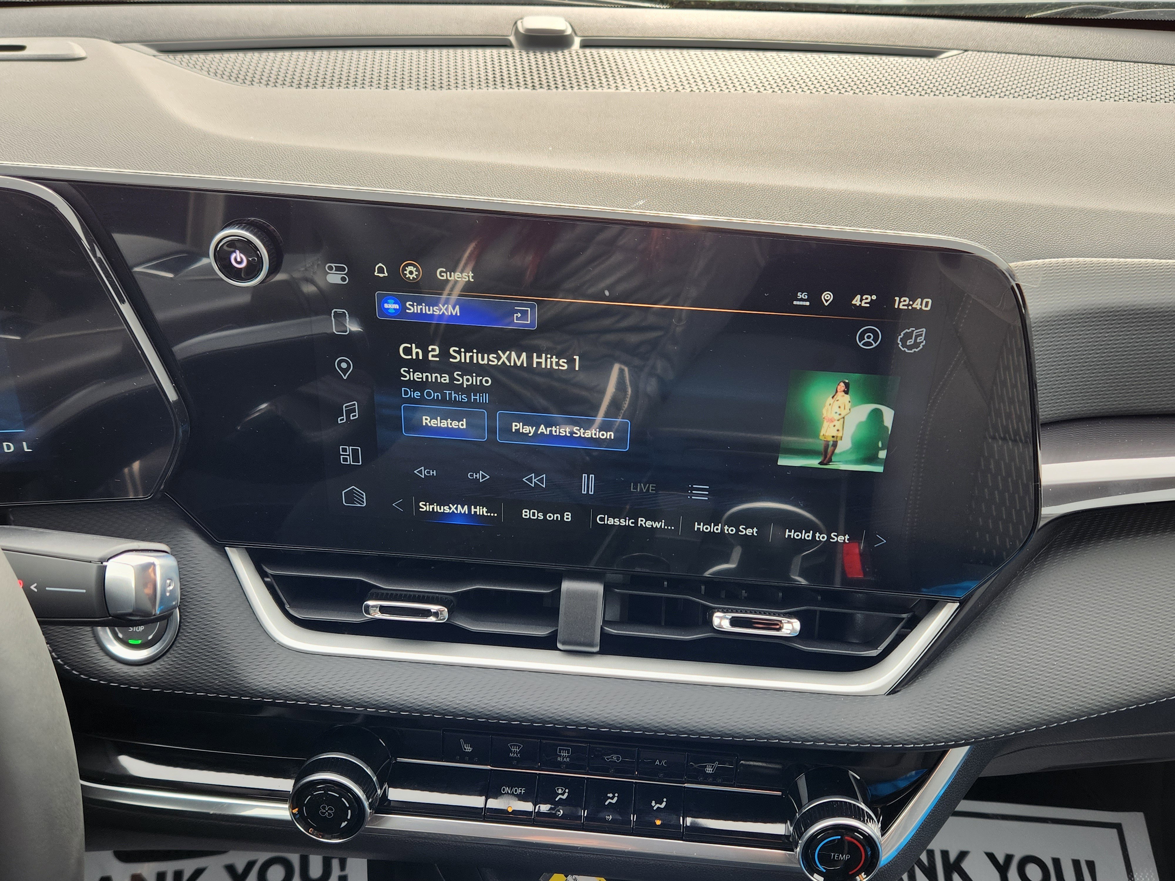 New 2026 Chevrolet Equinox LT image 12