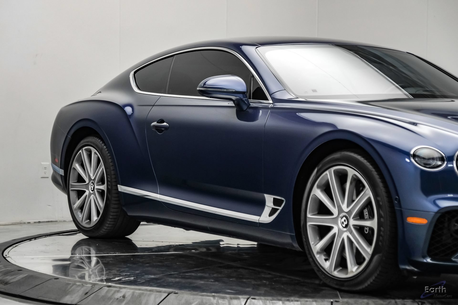 Used 2020 Bentley Continental GT V8 First Edition AWD/4WD image 25