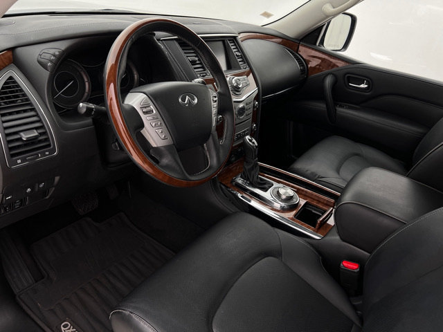 Used 2019 INFINITI QX80 Luxe w/ 22" Wheel Package AWD/4WD image 2