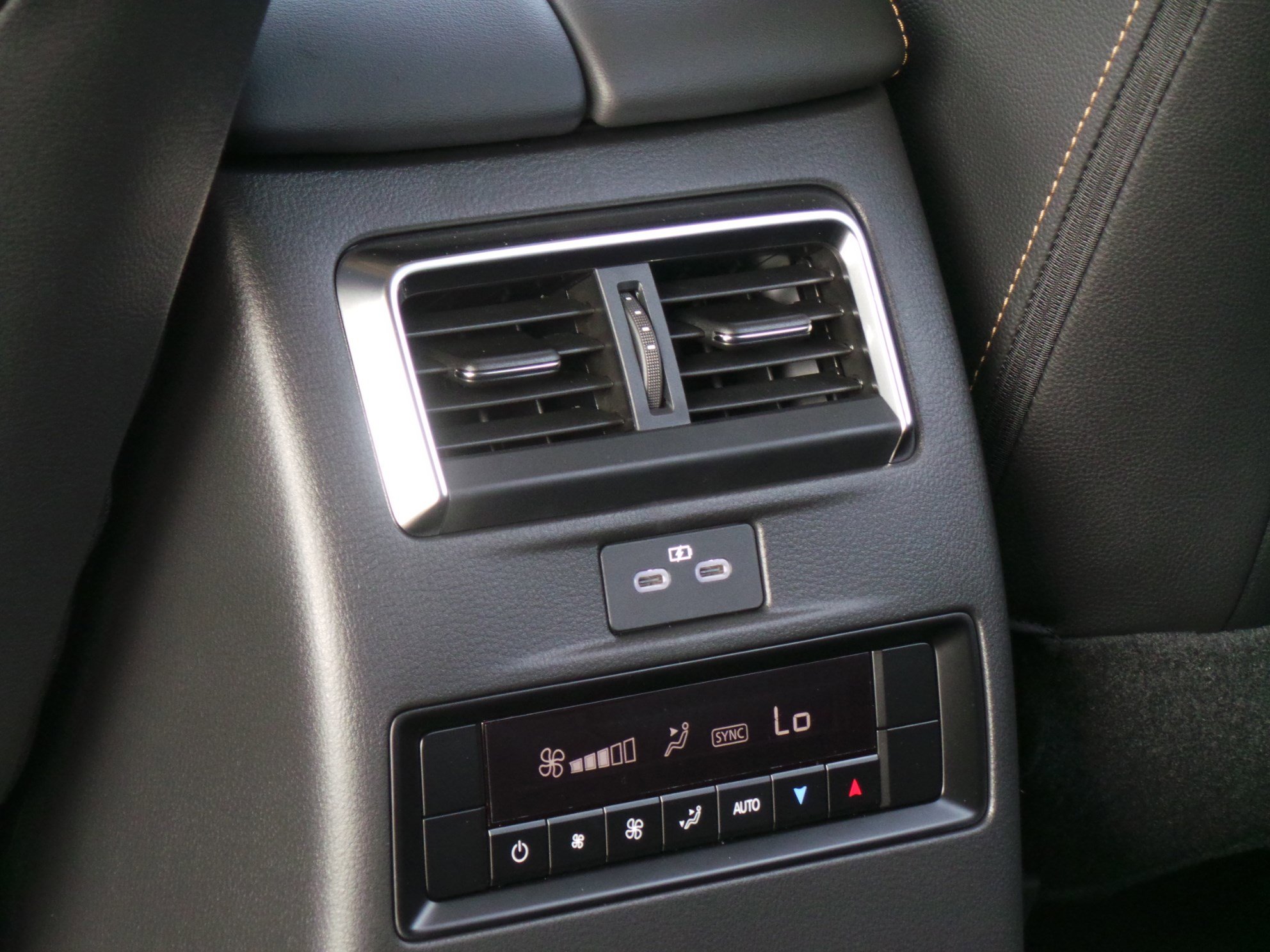 New 2025 MAZDA CX-90 Plug-In Hybrid w/Premium Sport image 11