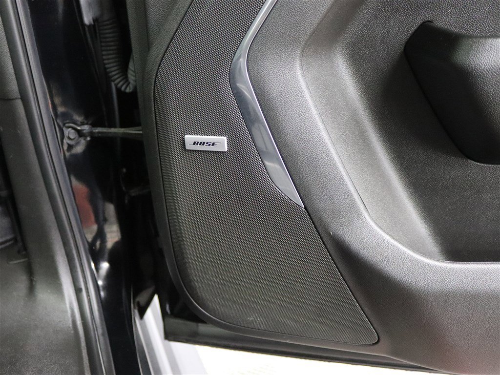 Used 2022 GMC Yukon AT4 image 33