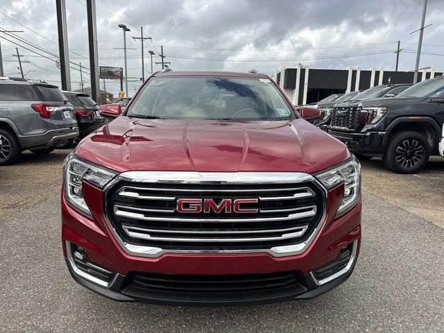 Used 2023 GMC Terrain SLT image 2