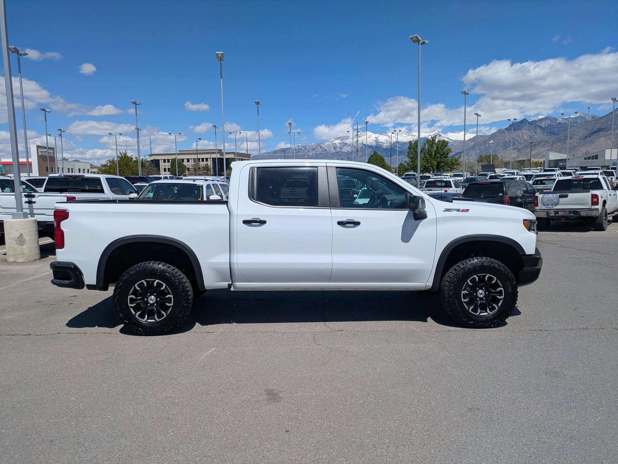 Used 2026 Chevrolet Silverado 1500 ZR2 AWD/4WD image 2