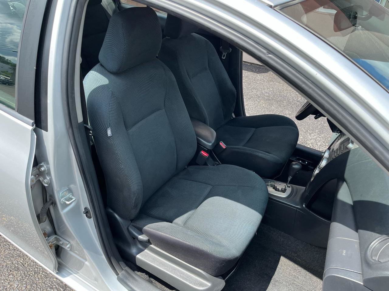Used 2009 Toyota Yaris Sedan FWD image 23