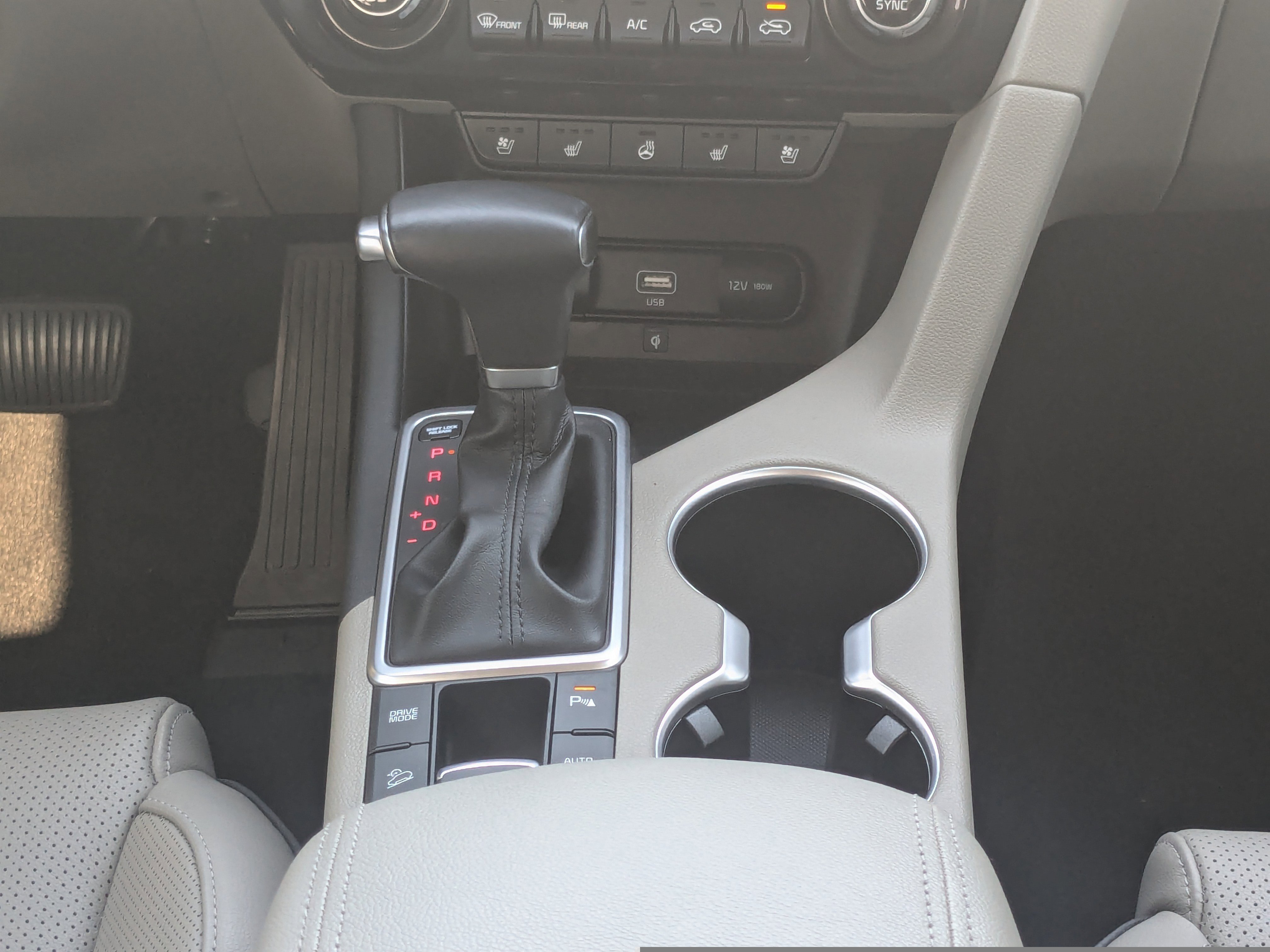 Certified 2020 Kia Sportage EX w/ EX Technology Package FWD image 24