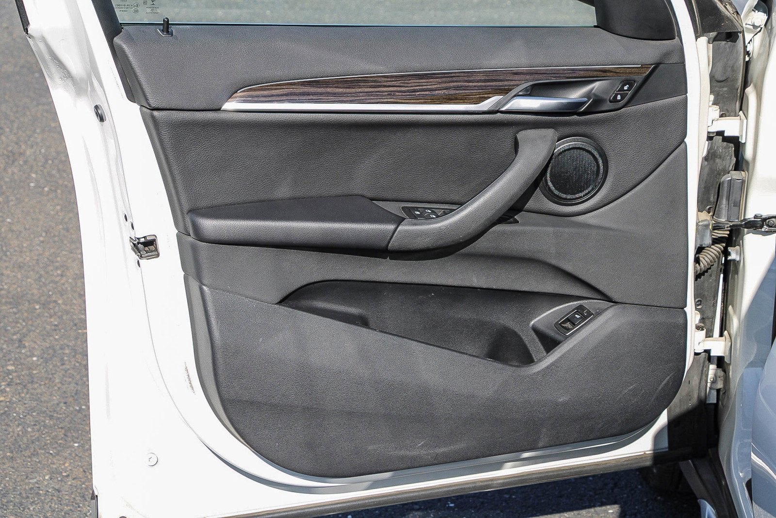 Used 2018 BMW X1 sDrive28i w/ Convenience Package image 19